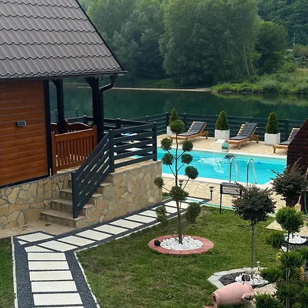 Tatil Evi Vikendica Kano